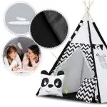 Namiot tipi dla dzieci z girlandą i światełkami - biało czarny z pandą 